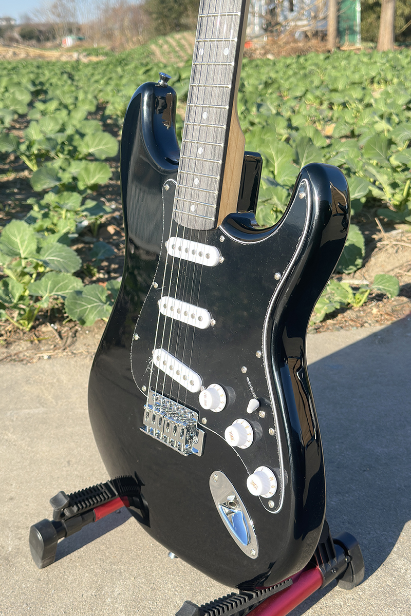 Black Color Strato Electric Guitar - Image 2