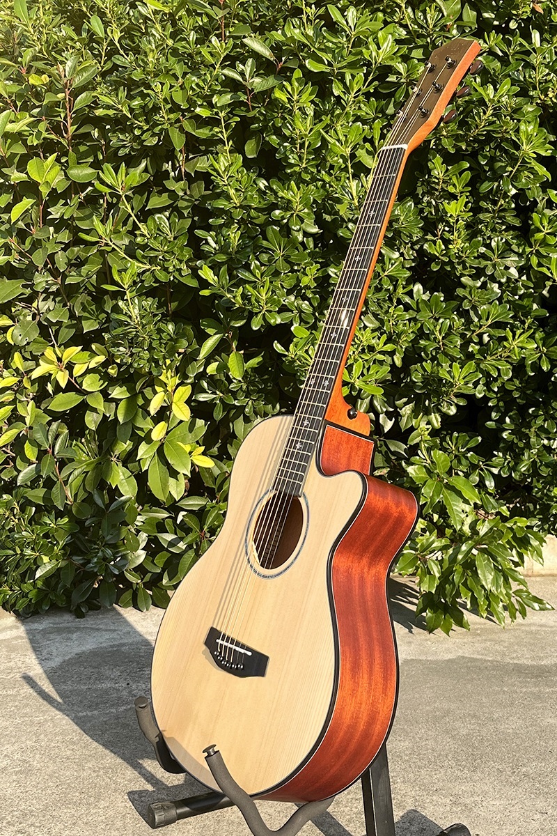 OM Style Solid Spruce Top Sapele Body Matt Cutaway Acoustic Guitar