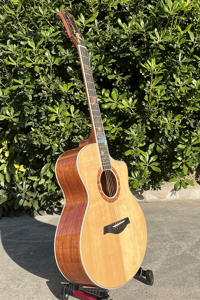 Jumbo Fingerstyle Glossy Natural Colour Solid Spruce Top Space Star Acoustic Guitar